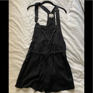 Aritizia “Wilfred Free” Overalls - Black